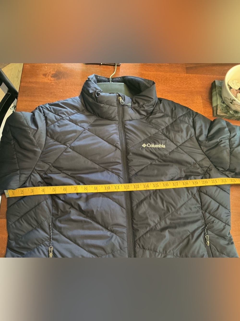Columbia Navy Quilted Puffer Jacket XL - Picture 4 of 10
